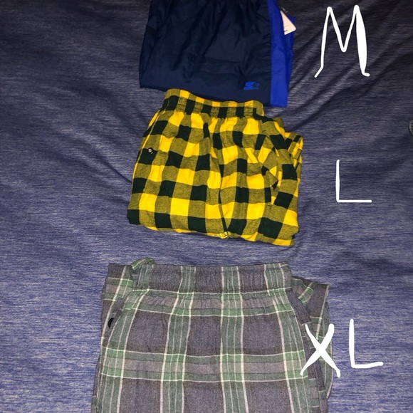 Pants, different sizes and styles - Picture 2 of 3